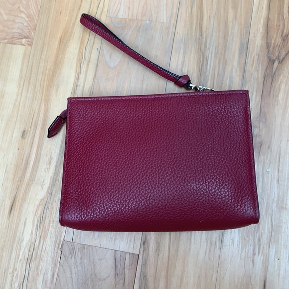 Kate spade wristlet burgundy color - Picture 2 of 3
